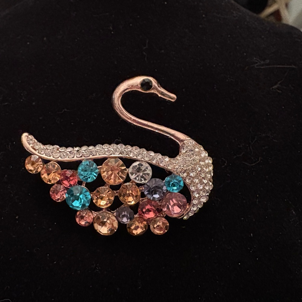 Elegant Multicolor Swan Brooch